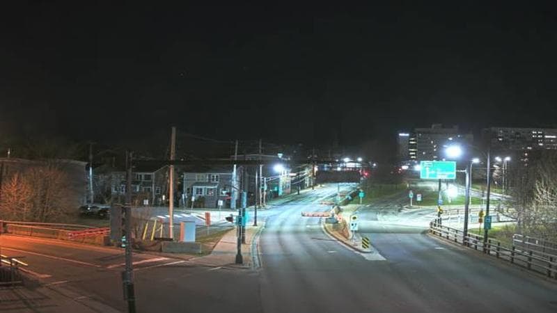 Mac Donald Bridge - Dartmouth bound