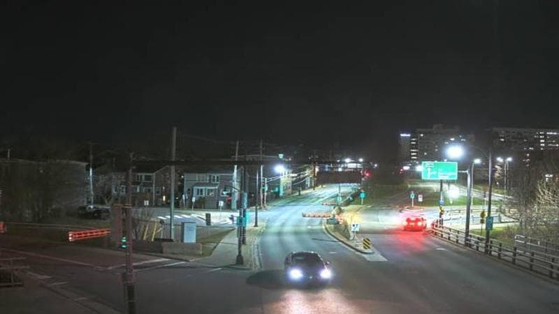 Mac Donald Bridge - Dartmouth bound