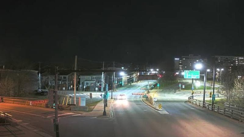 Mac Donald Bridge - Dartmouth bound