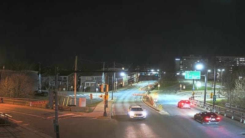 Mac Donald Bridge - Dartmouth bound