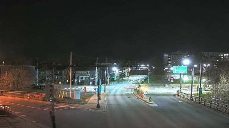 Mac Donald Bridge - Dartmouth bound