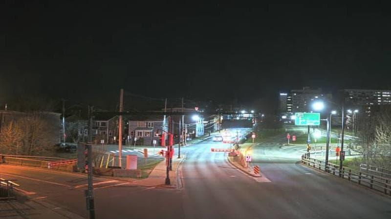 Mac Donald Bridge - Dartmouth bound