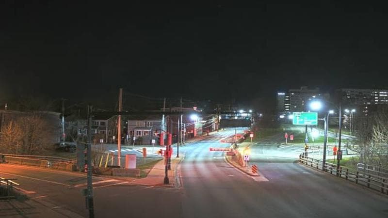 Mac Donald Bridge - Dartmouth bound