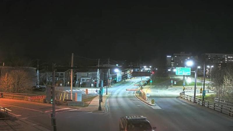 Mac Donald Bridge - Dartmouth bound