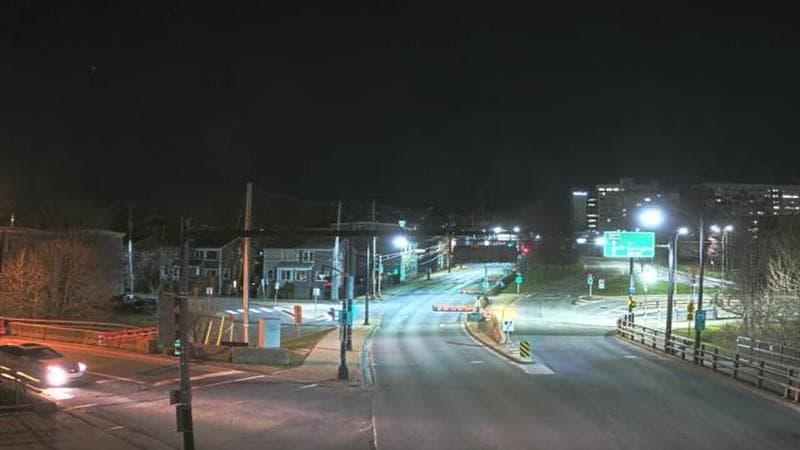 Mac Donald Bridge - Dartmouth bound