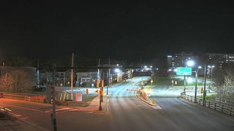 Mac Donald Bridge - Dartmouth bound