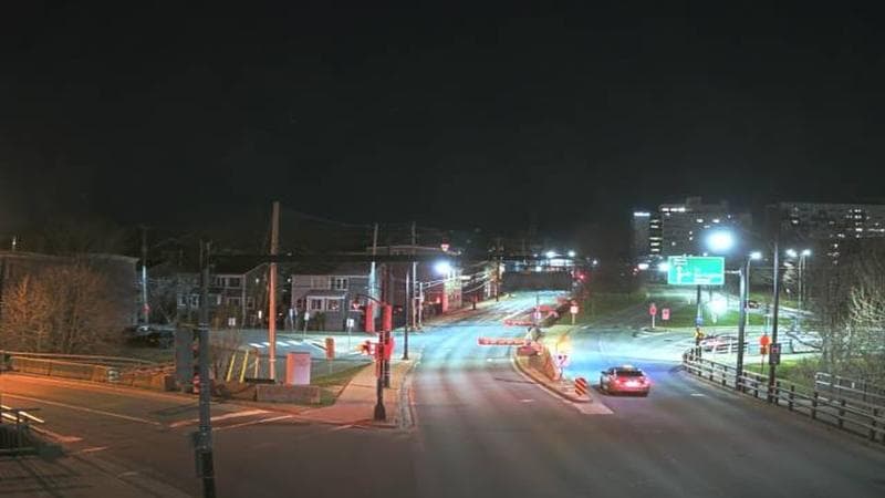 Mac Donald Bridge - Dartmouth bound