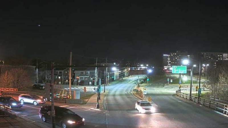 Mac Donald Bridge - Dartmouth bound