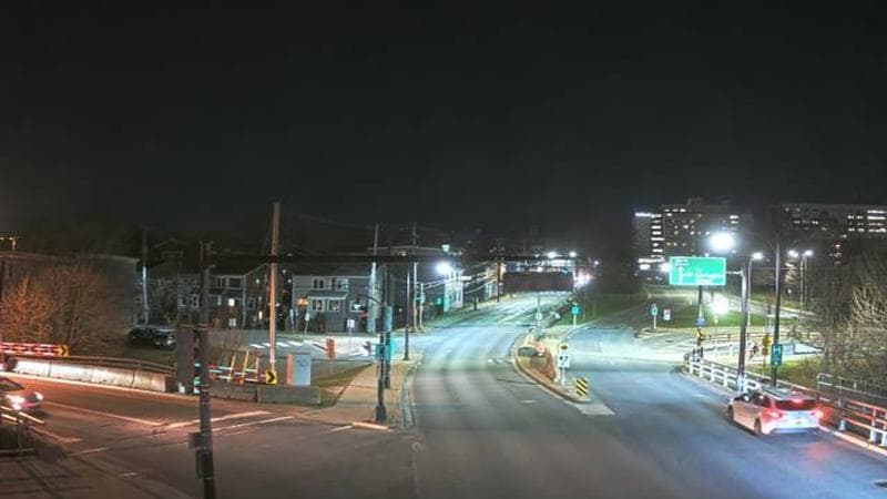Mac Donald Bridge - Dartmouth bound