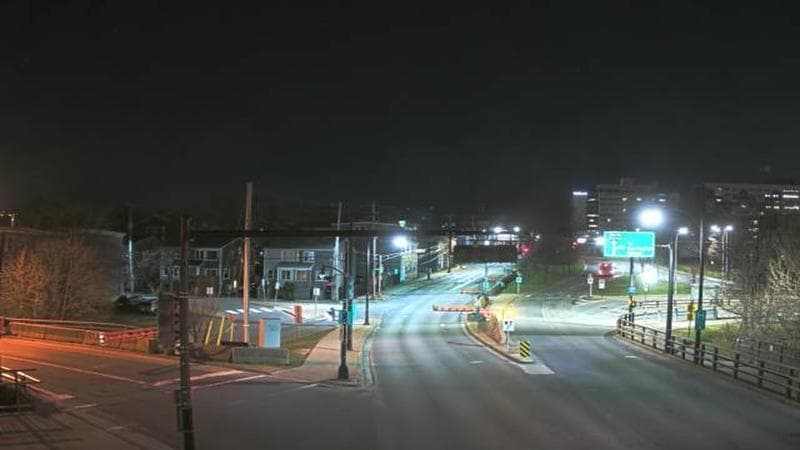 Mac Donald Bridge - Dartmouth bound