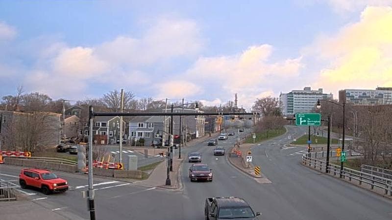 Mac Donald Bridge - Dartmouth bound