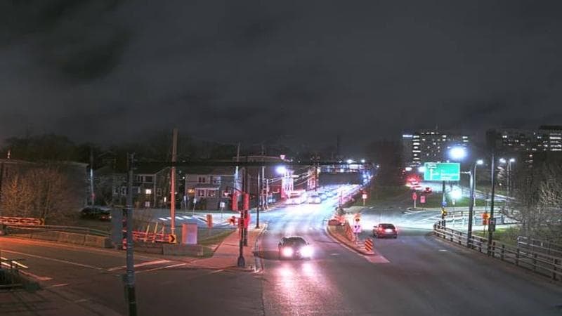 Mac Donald Bridge - Dartmouth bound