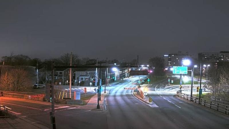 Mac Donald Bridge - Dartmouth bound