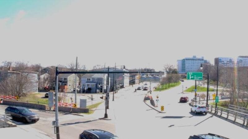 Mac Donald Bridge - Dartmouth bound