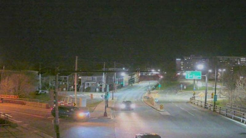 Mac Donald Bridge - Dartmouth bound