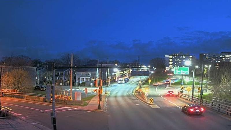 Mac Donald Bridge - Dartmouth bound