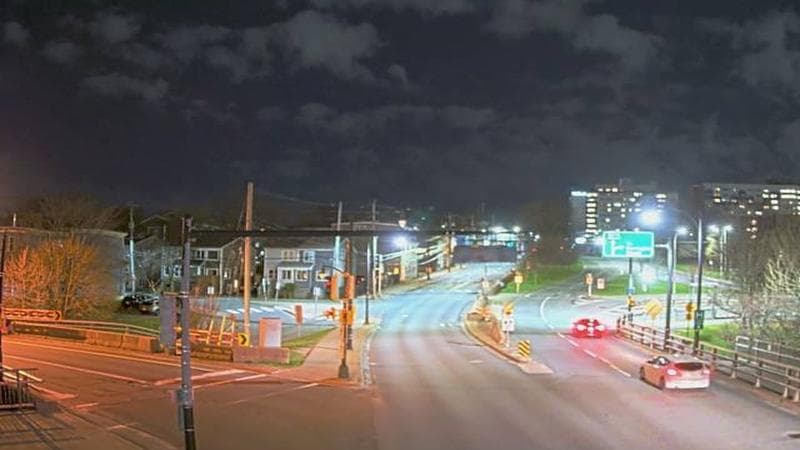 Mac Donald Bridge - Dartmouth bound