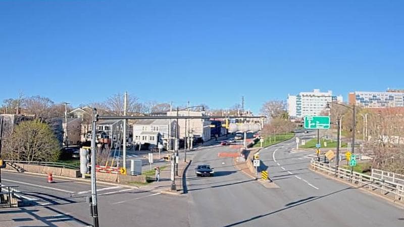Mac Donald Bridge - Dartmouth bound