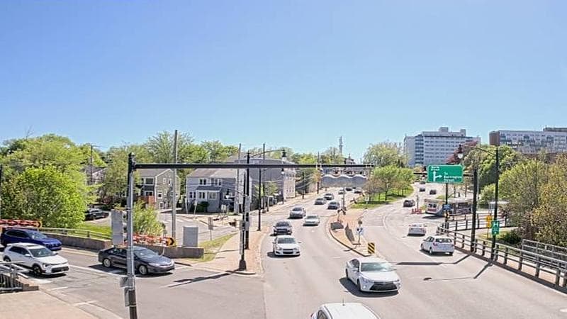 Mac Donald Bridge - Dartmouth bound
