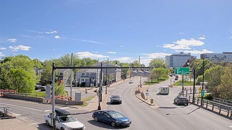 Mac Donald Bridge - Dartmouth bound