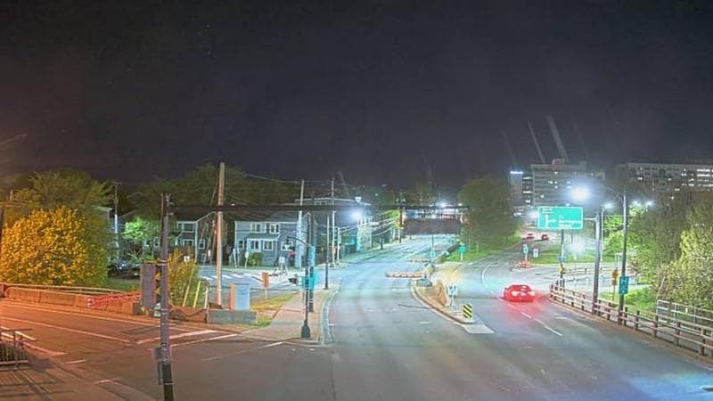 Mac Donald Bridge - Dartmouth bound