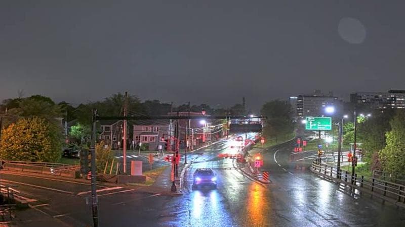 Mac Donald Bridge - Dartmouth bound