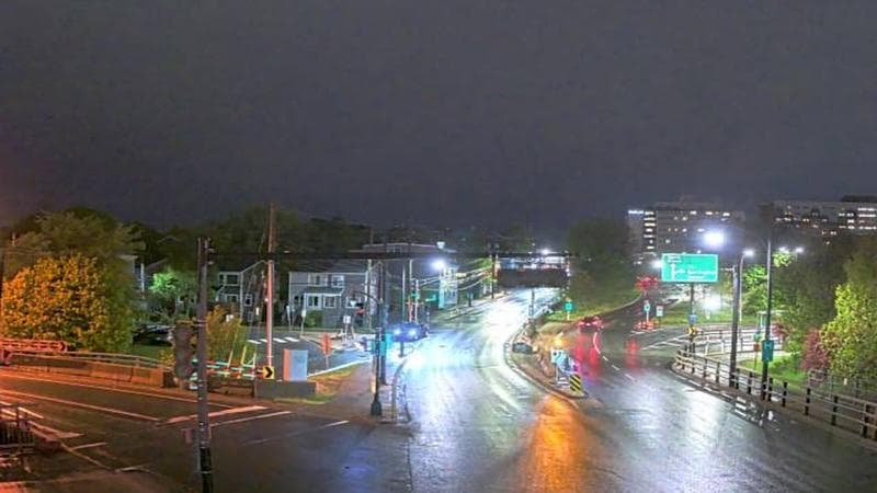 Mac Donald Bridge - Dartmouth bound