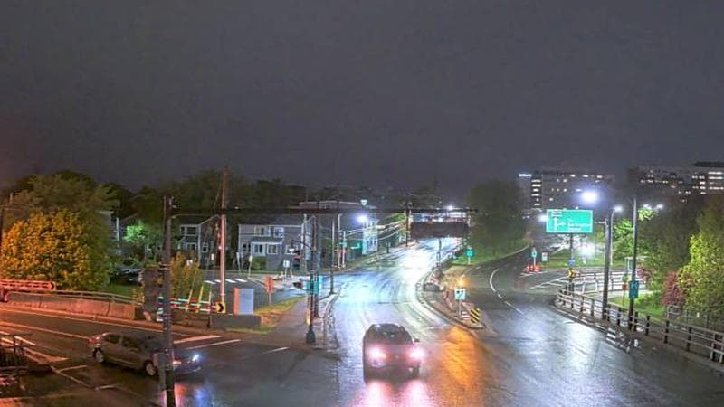 Mac Donald Bridge - Dartmouth bound
