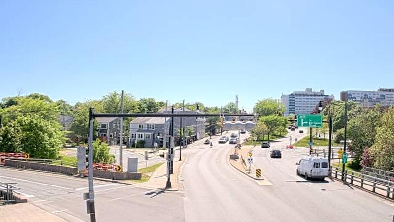 Mac Donald Bridge - Dartmouth bound