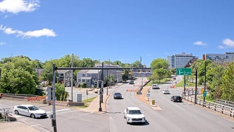 Mac Donald Bridge - Dartmouth bound