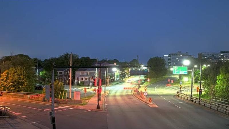 Mac Donald Bridge - Dartmouth bound