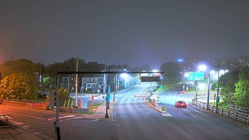 Mac Donald Bridge - Dartmouth bound