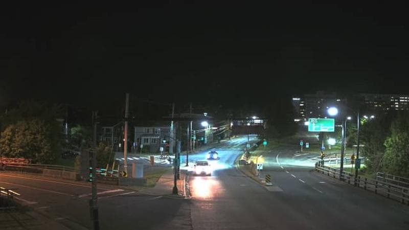 Mac Donald Bridge - Dartmouth bound