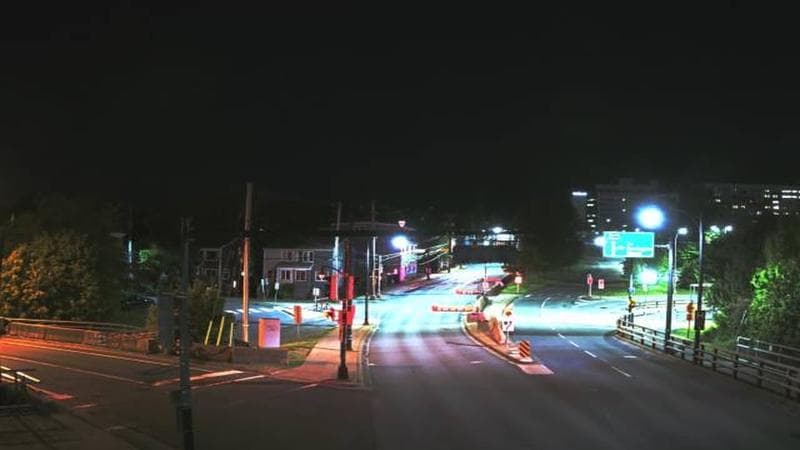 Mac Donald Bridge - Dartmouth bound