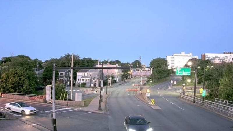 Mac Donald Bridge - Dartmouth bound
