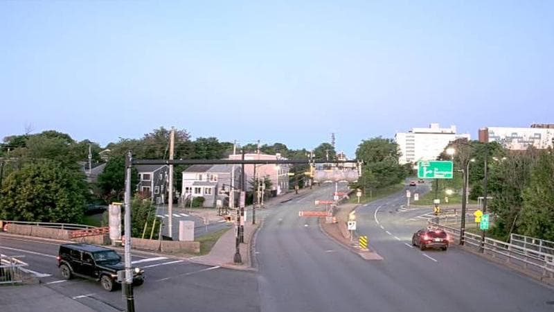 Mac Donald Bridge - Dartmouth bound