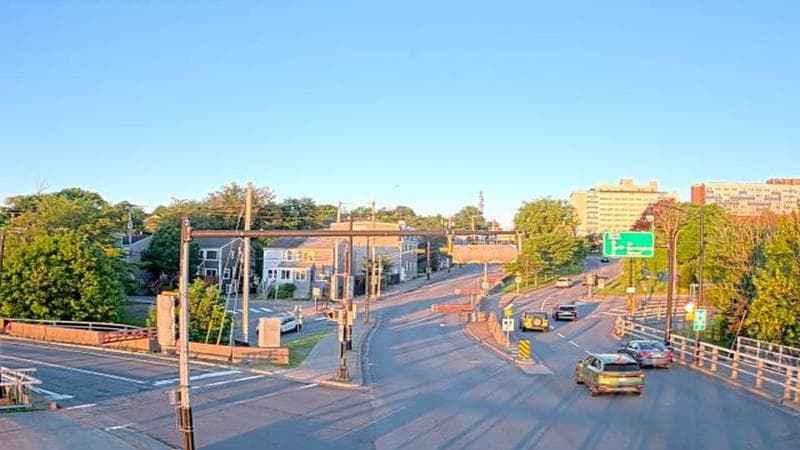 Mac Donald Bridge - Dartmouth bound