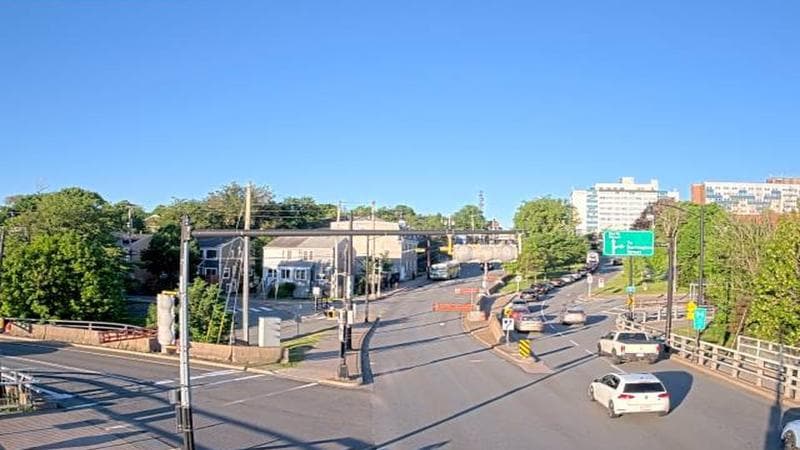 Mac Donald Bridge - Dartmouth bound