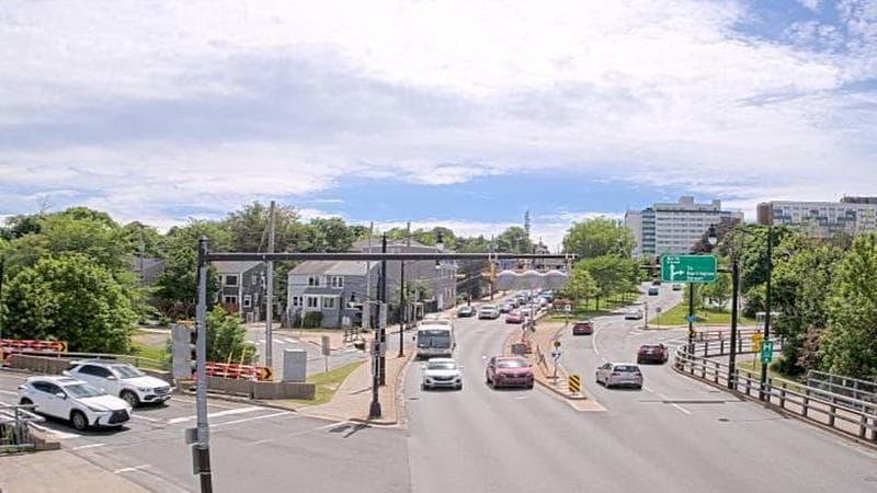 Mac Donald Bridge - Dartmouth bound