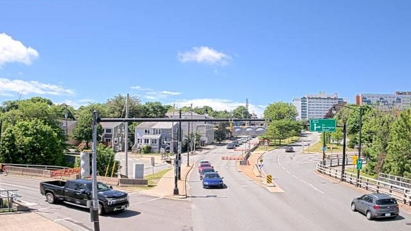 Mac Donald Bridge - Dartmouth bound