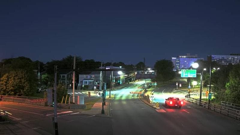 Mac Donald Bridge - Dartmouth bound