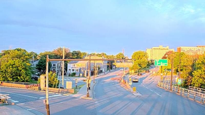 Mac Donald Bridge - Dartmouth bound