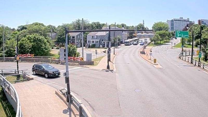 Mac Donald Bridge - Dartmouth bound