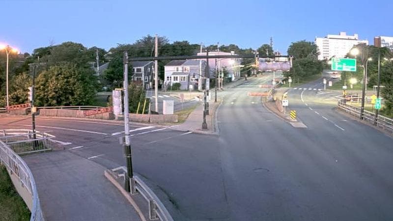 Mac Donald Bridge - Dartmouth bound