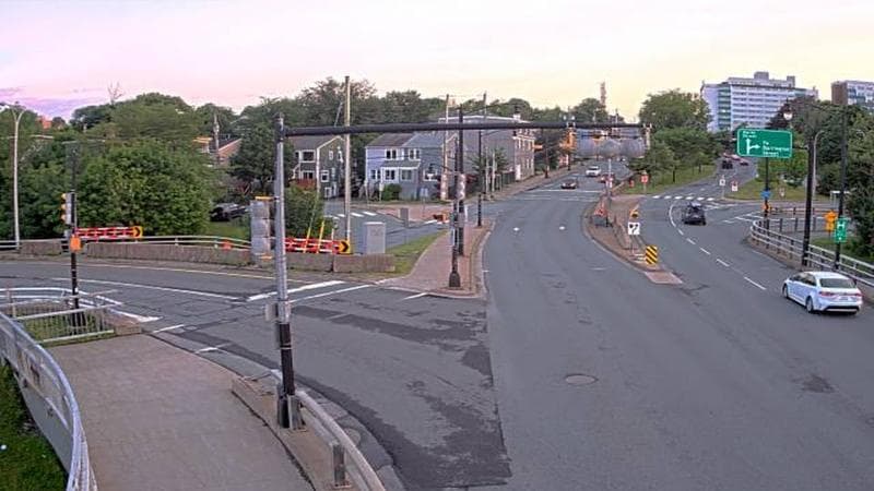 Mac Donald Bridge - Dartmouth bound