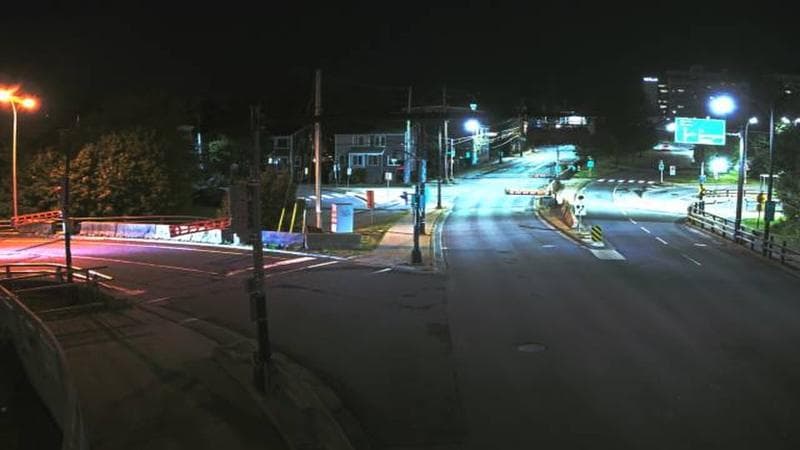 Mac Donald Bridge - Dartmouth bound