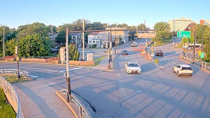 Mac Donald Bridge - Dartmouth bound