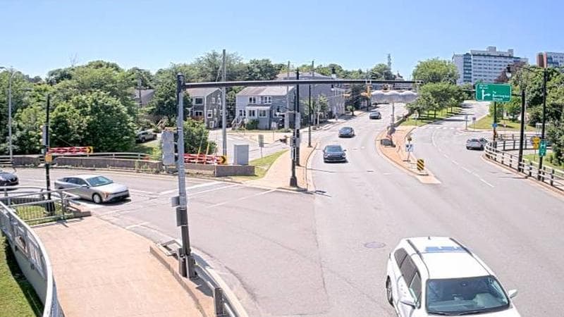 Mac Donald Bridge - Dartmouth bound