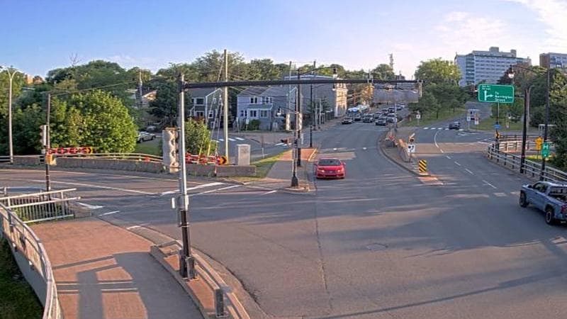 Mac Donald Bridge - Dartmouth bound