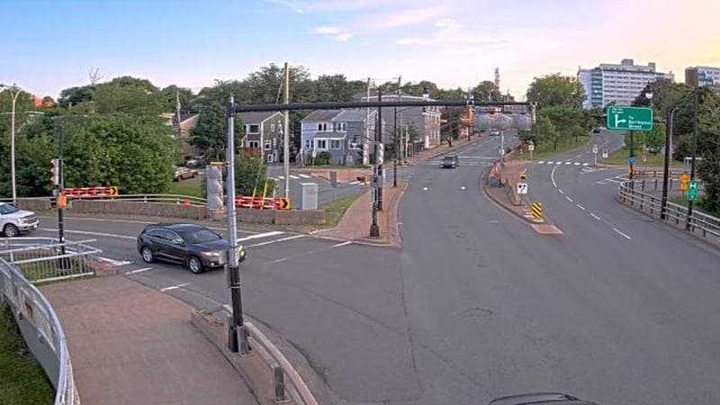 Mac Donald Bridge - Dartmouth bound